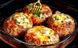 Plněné masové koule se sýrem